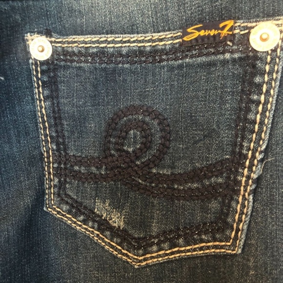 Seven7 Women’s Dark Wash Stretch Mid Rise Boot Cut Jeans Sz 13/31 NWT - Picture 7 of 16